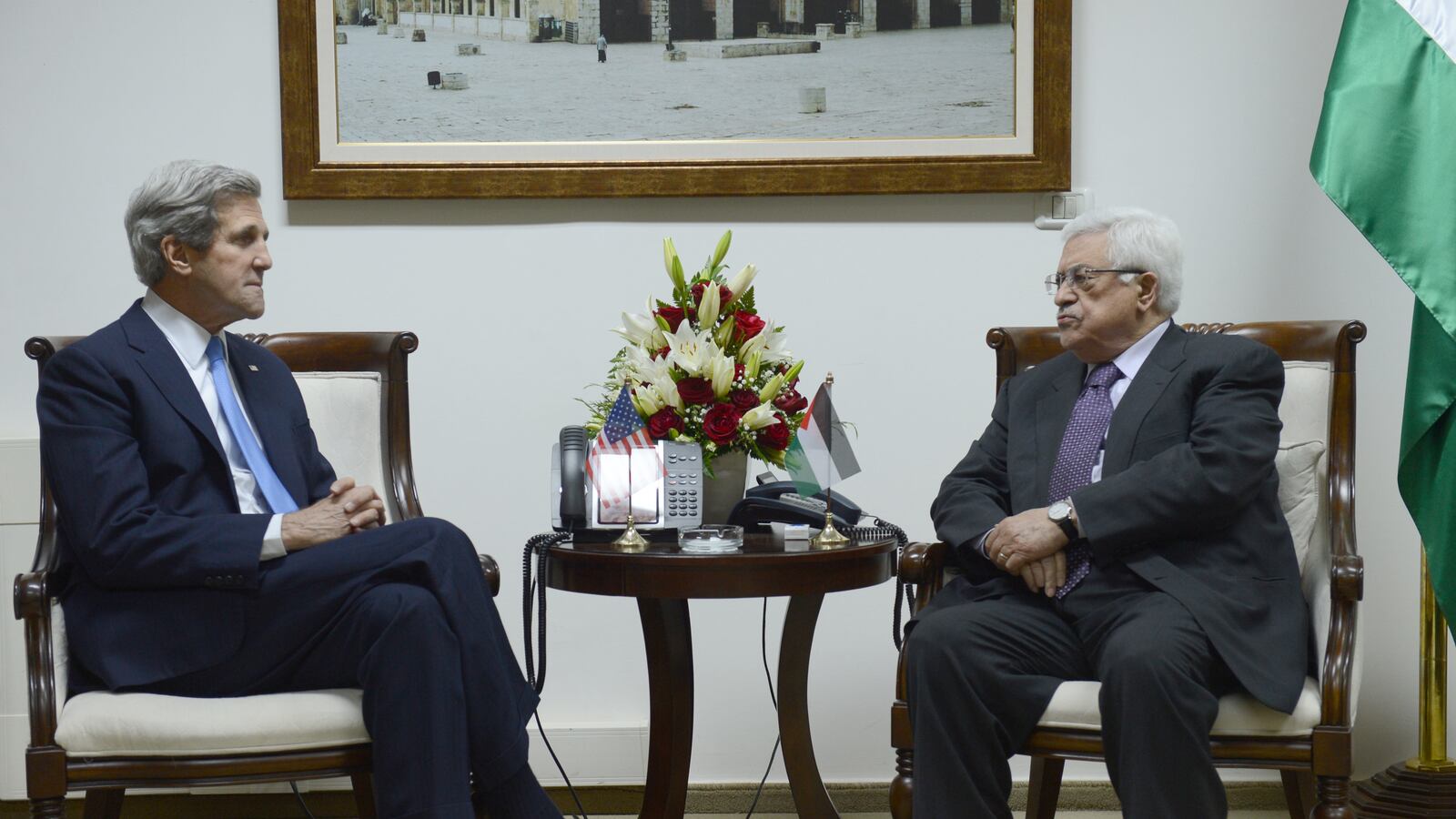 articles/2013/04/16/kerry-asks-palestinians-to-skirt-rule-of-law/kerry-abbas-openz_u8glwg