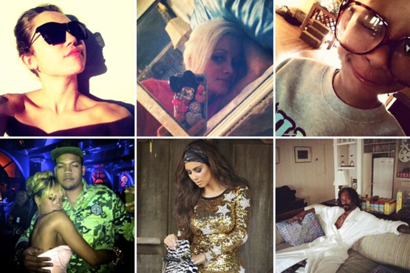 galleries/2012/02/26/rihanna-mariah-carey-and-more-celebrity-twitter-photos/twitpics-1223-teaser_yjd3xi