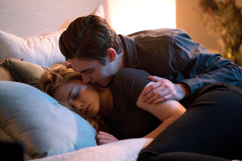 220917-peters-hero-finneas-tiffin-embed_rjtjop