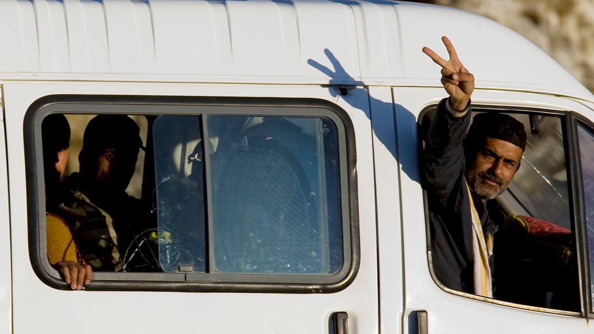 articles/2011/06/23/syrian-military-storms-town-of-khirbet-al-joz/syria-turkey-dehghanpisheh_sbq5mw