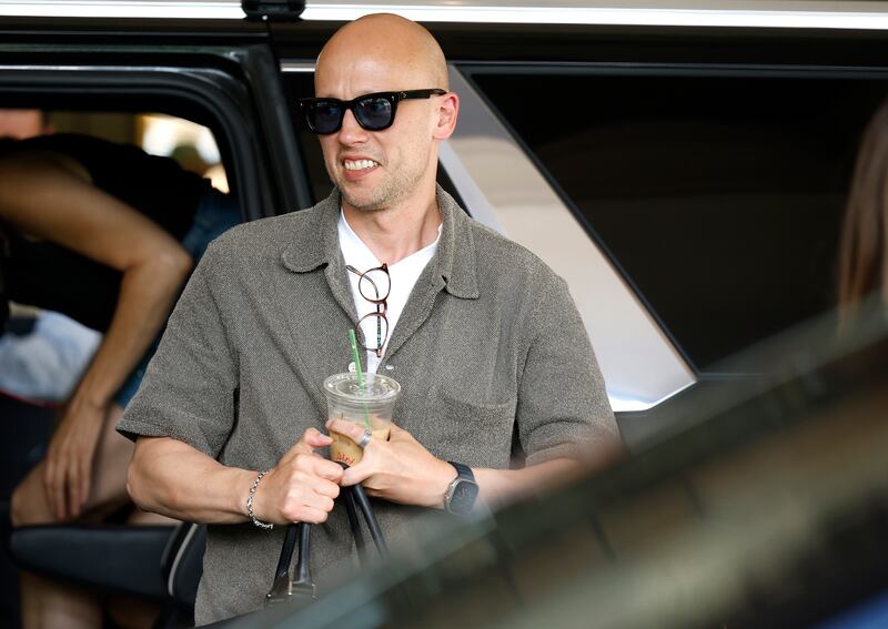 Shopify CEO Tobias Lütke showed up in a shiny pair of shades.