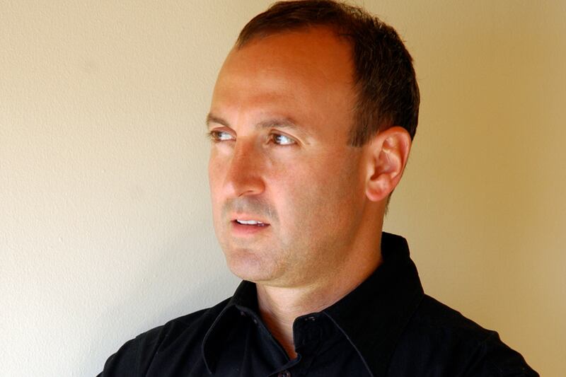 articles/2012/11/02/ny-museum-stages-first-scent-exhibit/olfactory-art-gopnik-article_ljgusf