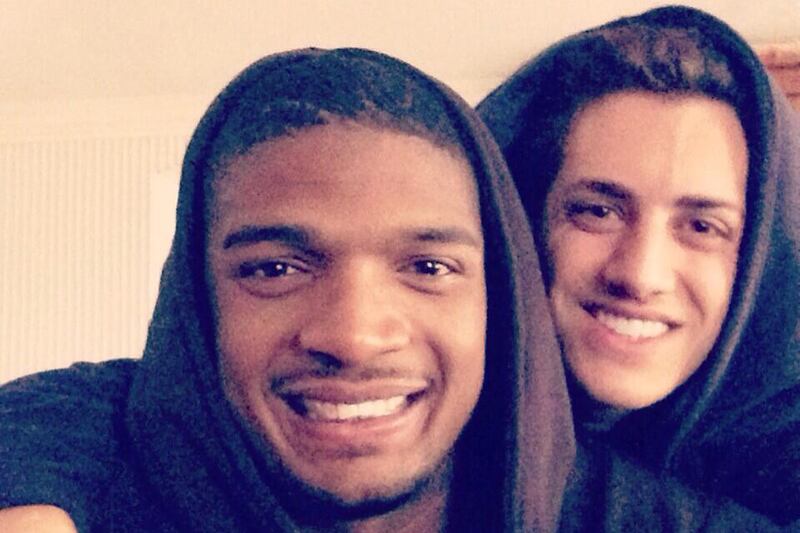 articles/2014/05/17/the-political-power-of-michael-sam-s-liplock-with-his-lover/140516-teeman-sam-kiss-tease_kybit9