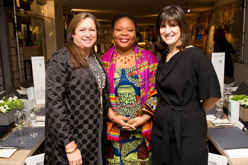 galleries/2012/01/25/newsweek-davos-party-mick-jagger-chelsea-clinton-leymah-gbowee-photos/davos-leymah-gbowee-event-dailybeast-1_h8jm2i