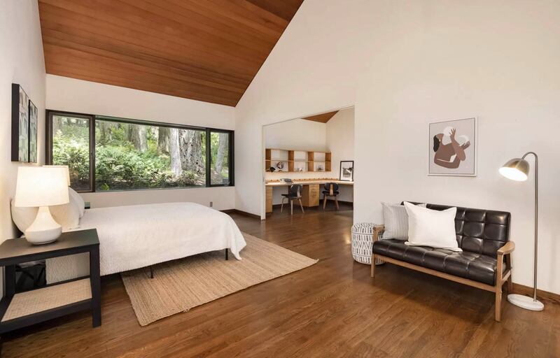 210707_OMG_Portalnd_OR07_k3ahwn