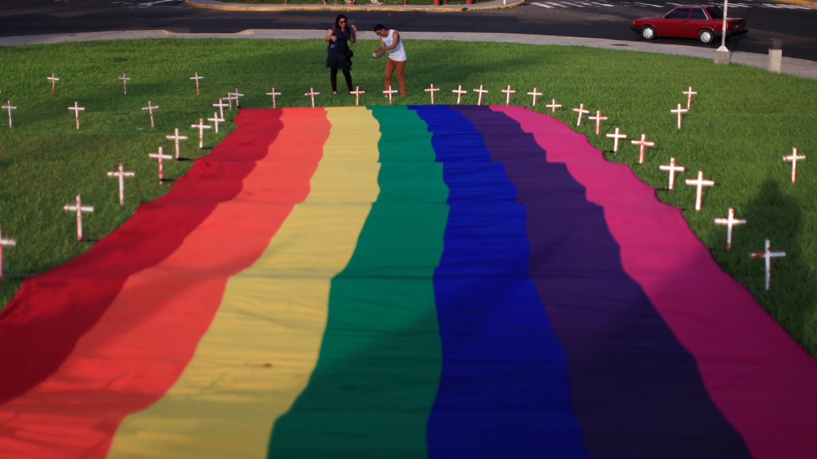 articles/2016/06/22/gay-hate-no-crime-in-too-many-states-even-after-pulse/160622-allen-hate-crime-tease_mhnfmo