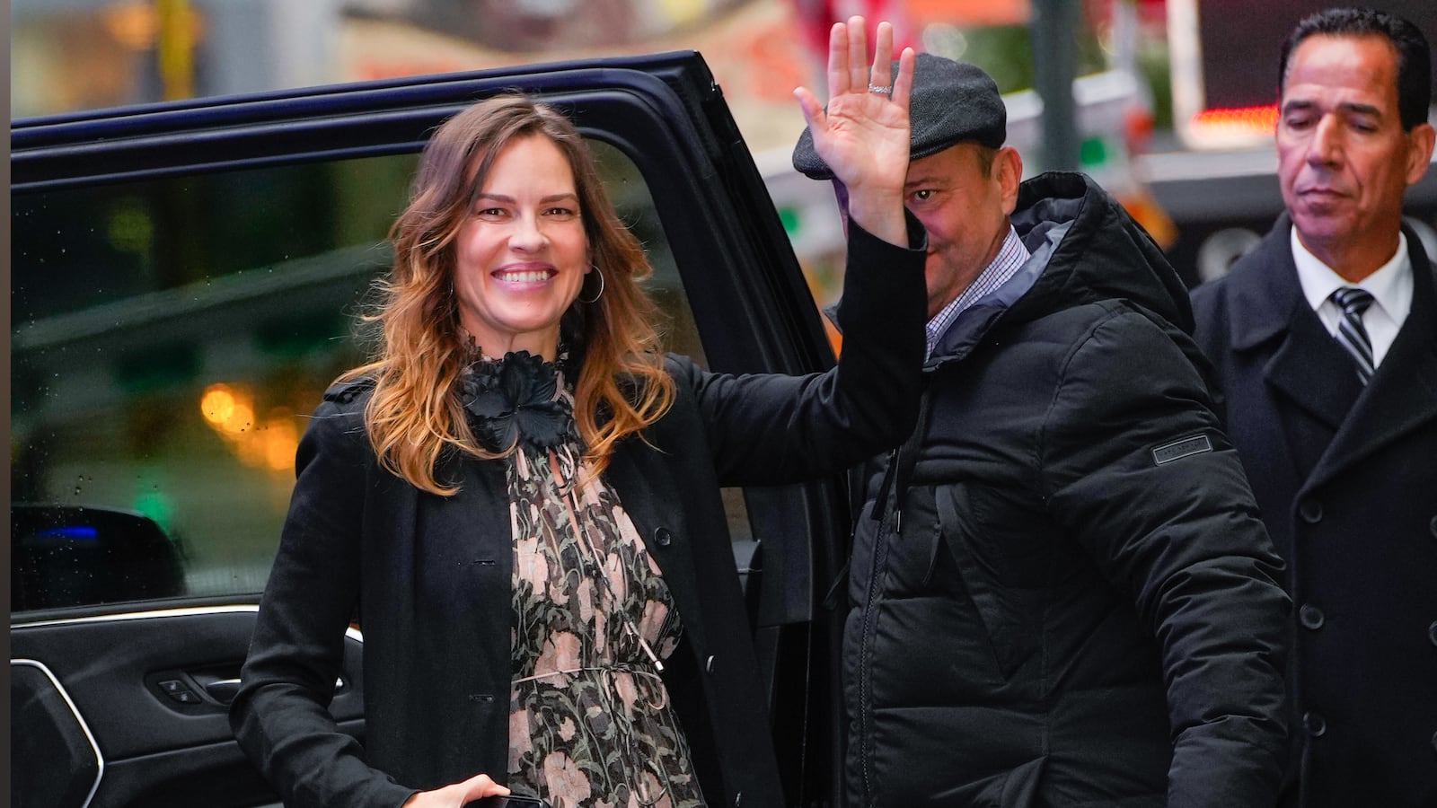 imgonline-com-ua-FrameBlurred-DPoCnppbxJA_oneqcy