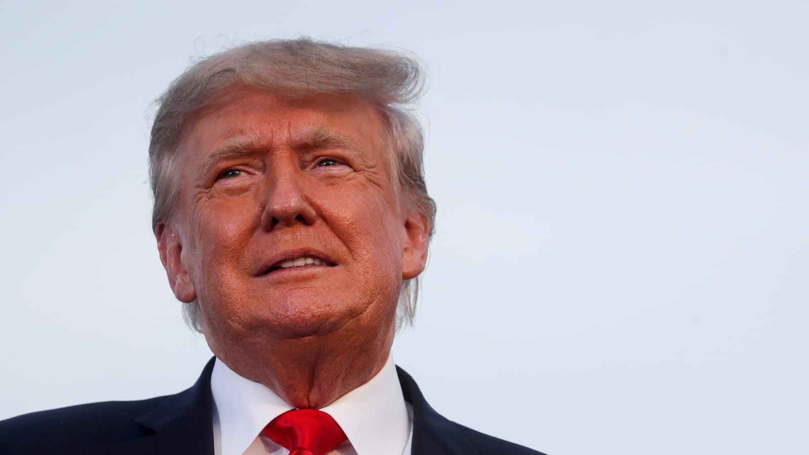 2021-10-27T152252Z_1459046242_RC2FIQ9ZIM2Z_RTRMADP_3_USA-TRUMP-TWITTER_aunaup