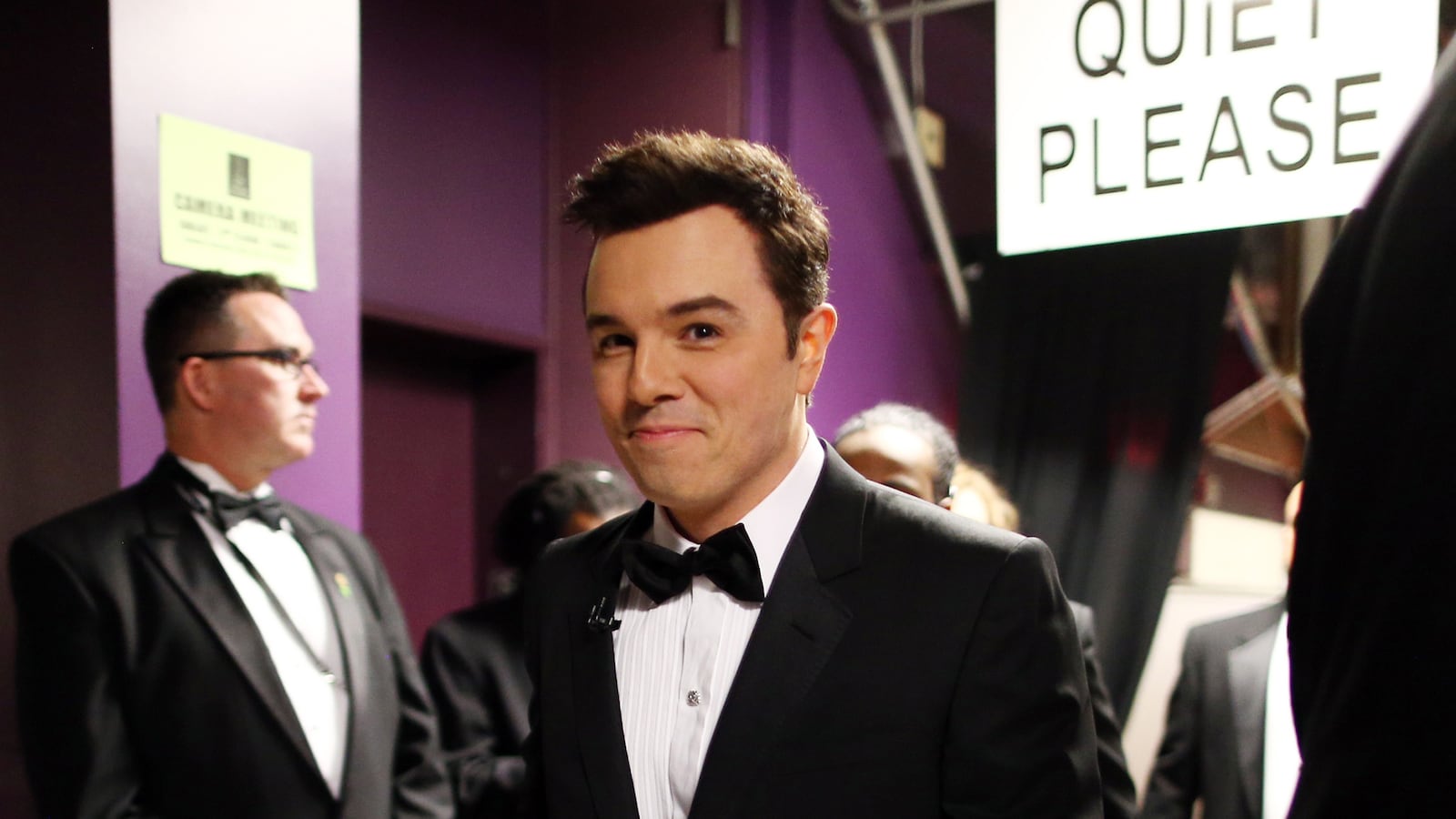 articles/2013/02/25/gloria-allred-seth-macfarlane-s-a-boob/130225-seth-mcfarlane-grove-tease_kfibyt