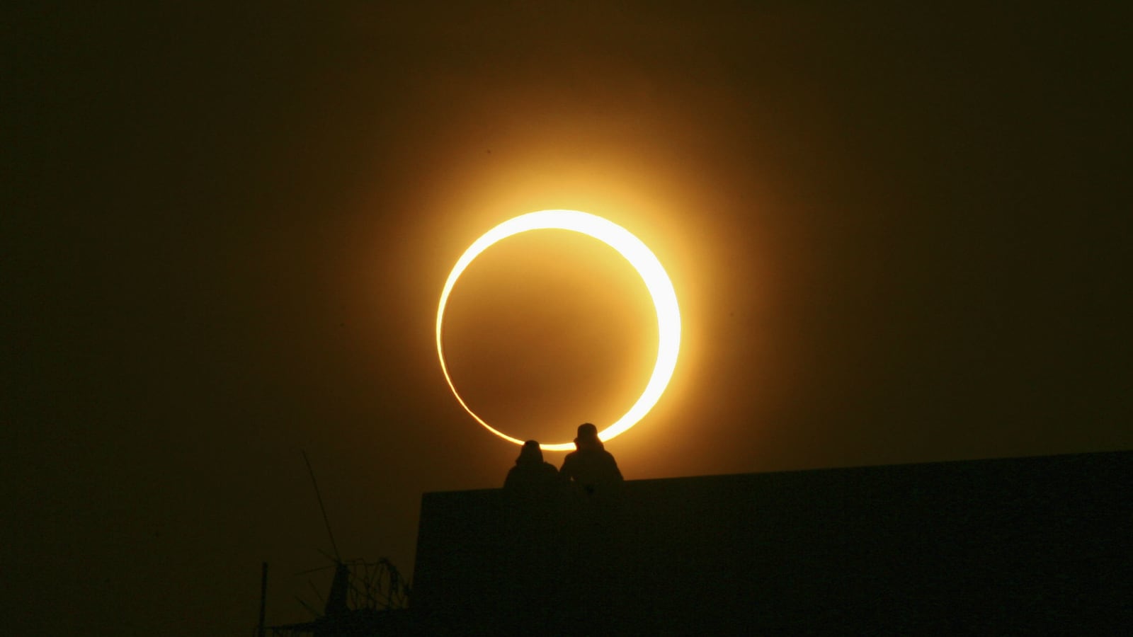 solar_eclipse_bdx6pl