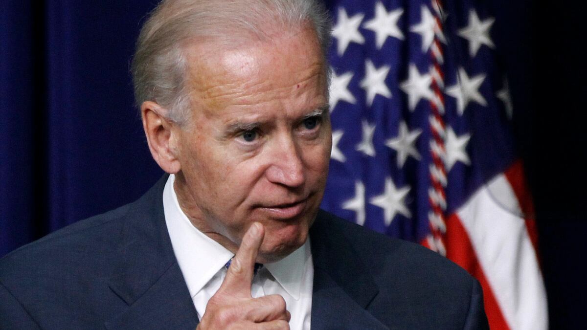 cheats/2012/08/14/biden-comment-causes-backlash/biden-apologizes-obama-cheat_tmwywr