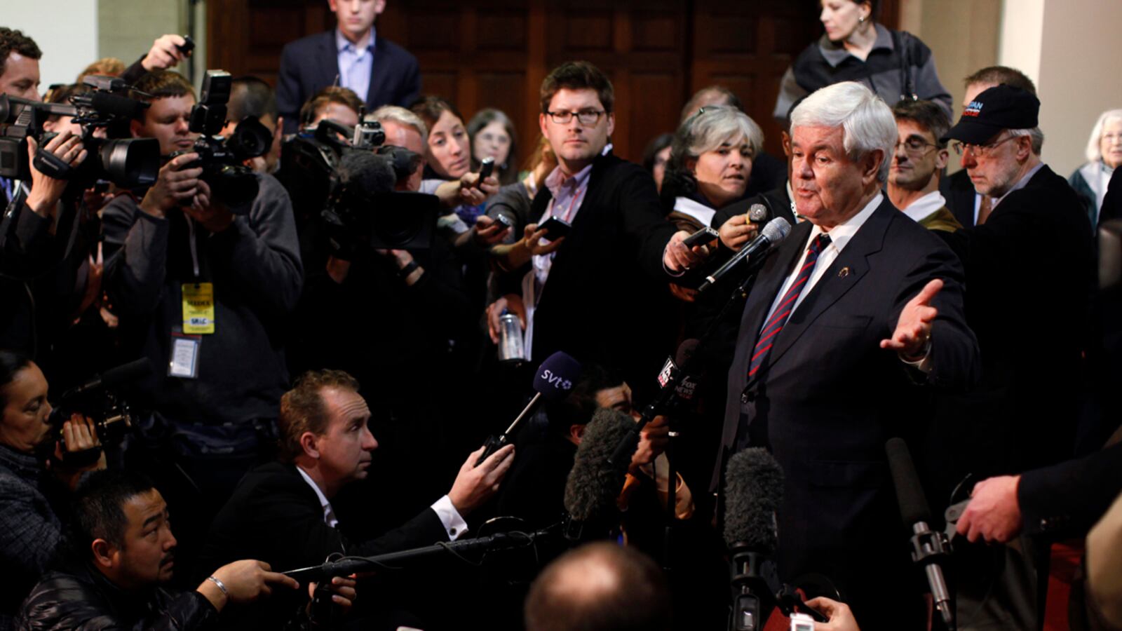 articles/2012/01/21/can-newt-s-nontraditional-campaign-stay-on-the-rails/newts-sc-momentum-romano_nvci9v