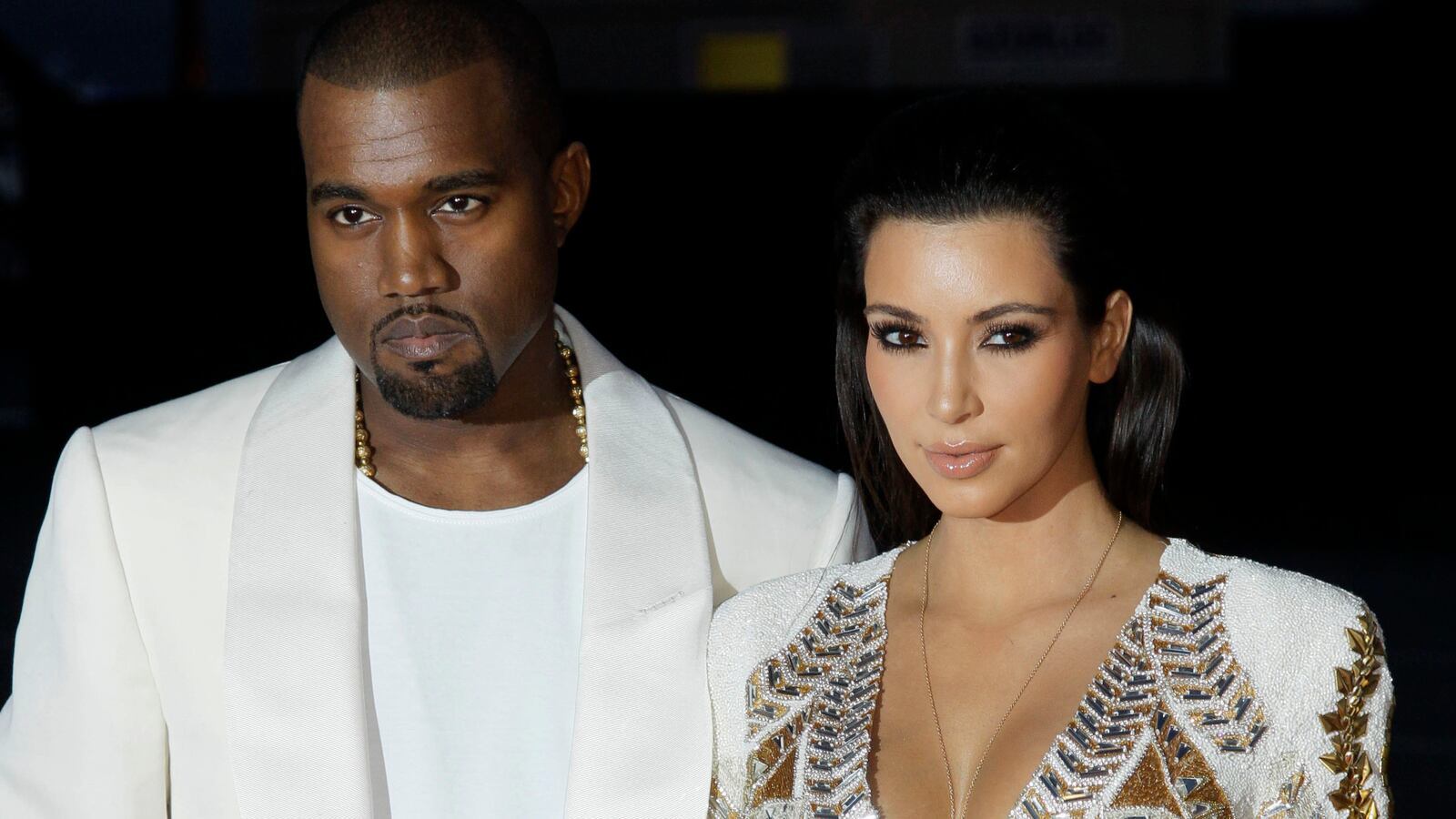 articles/2012/12/31/11-funny-twitter-reactions-to-the-kimye-baby/kim-kardashian-kanye-west-power-babies-2013_cagxkk