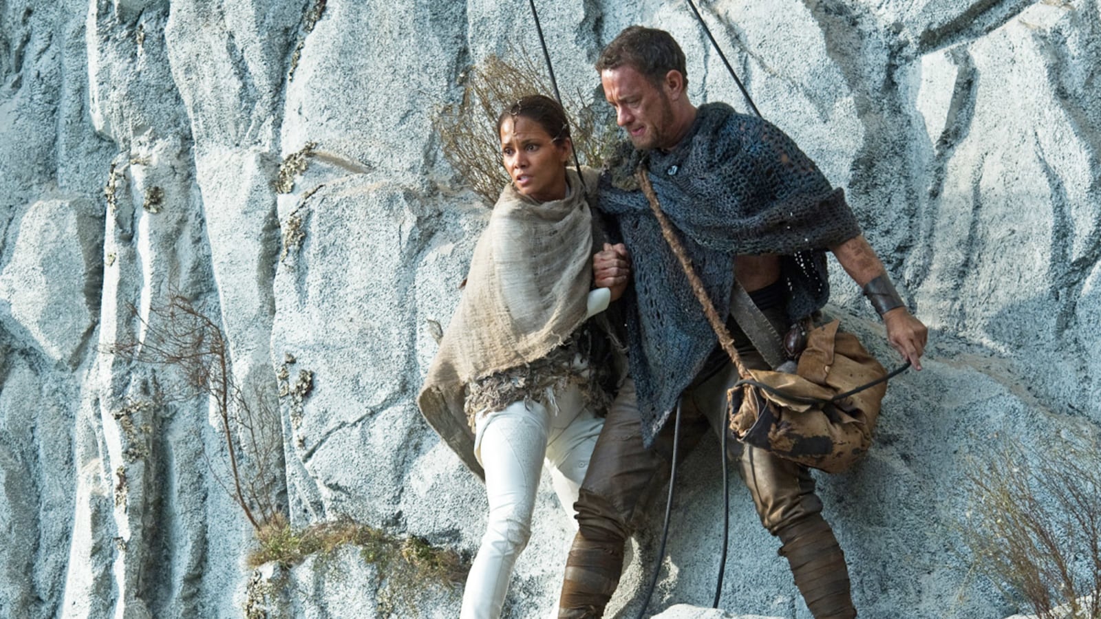 articles/2012/10/26/is-cloud-atlas-a-masterpiece-or-a-disaster-our-critics-debate/cloud-atas-flick-pick-setoodeh-stern-tease_kiutjl