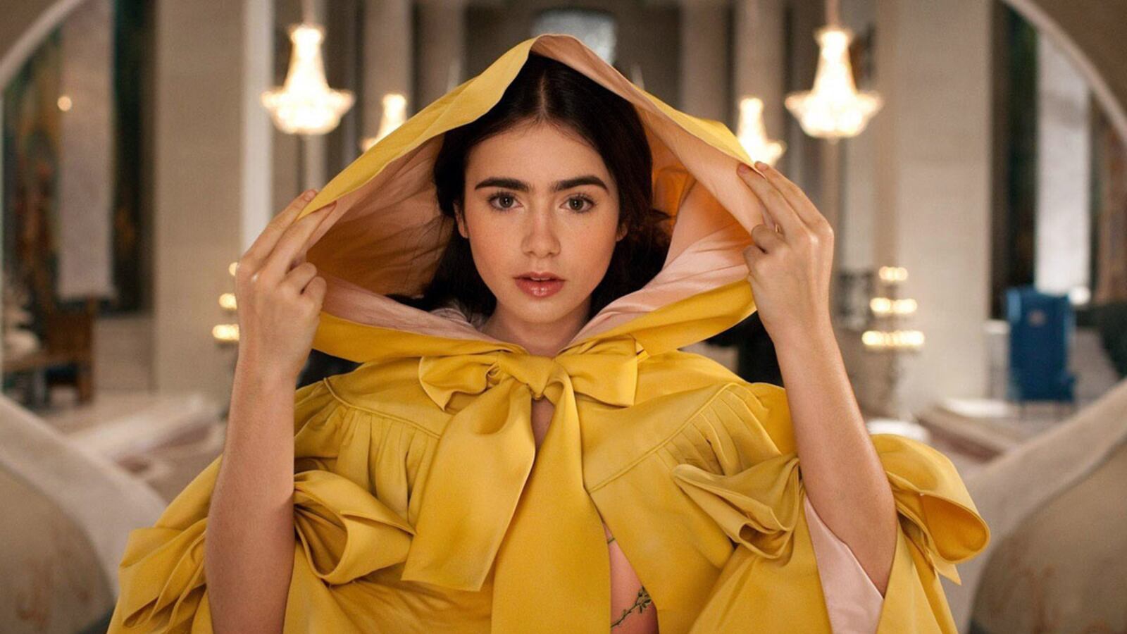 articles/2012/03/30/is-mirror-mirror-starring-julia-roberts-the-worst-movie-of-the-year/mirror-mirror-setoodeh_zkjb3p