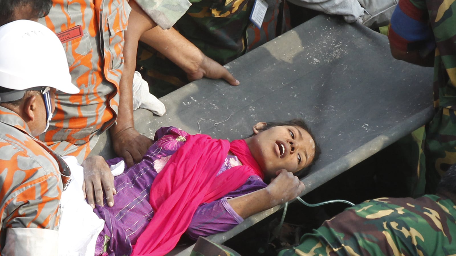 cheats/2013/05/10/bangladesh-death-toll-reaches-1-034/130510-rescue-dhaka-building-cheat_sz9kkk