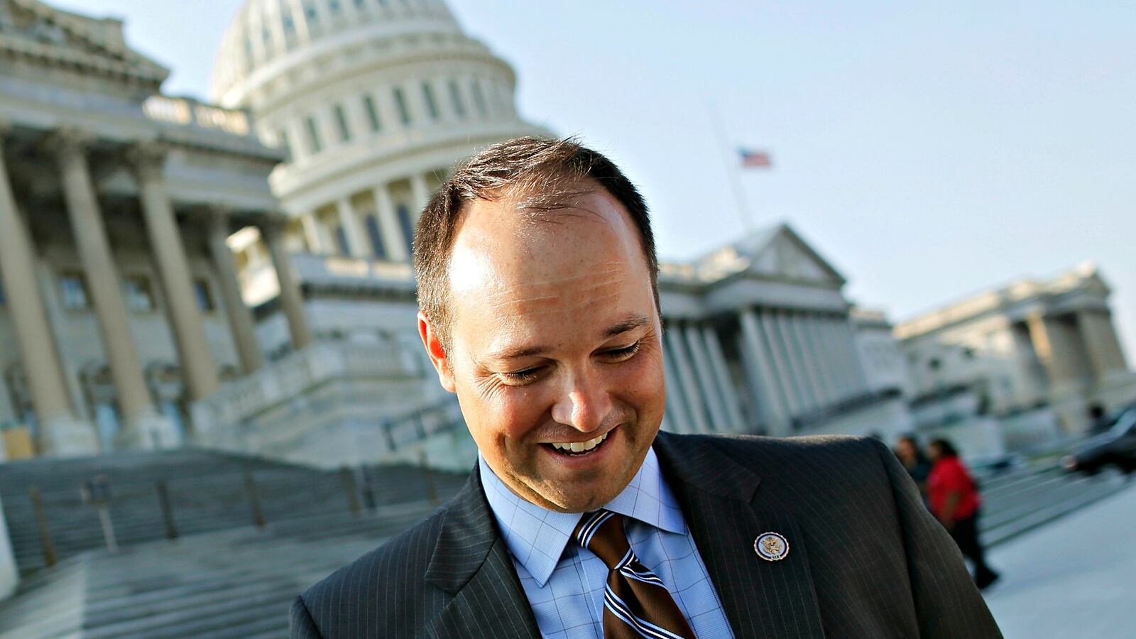 cheats/2016/04/21/gop-senate-candidate-billed-vacation-to-campaign-funds/160421-marlin-stutzman-cheat_hjvoka
