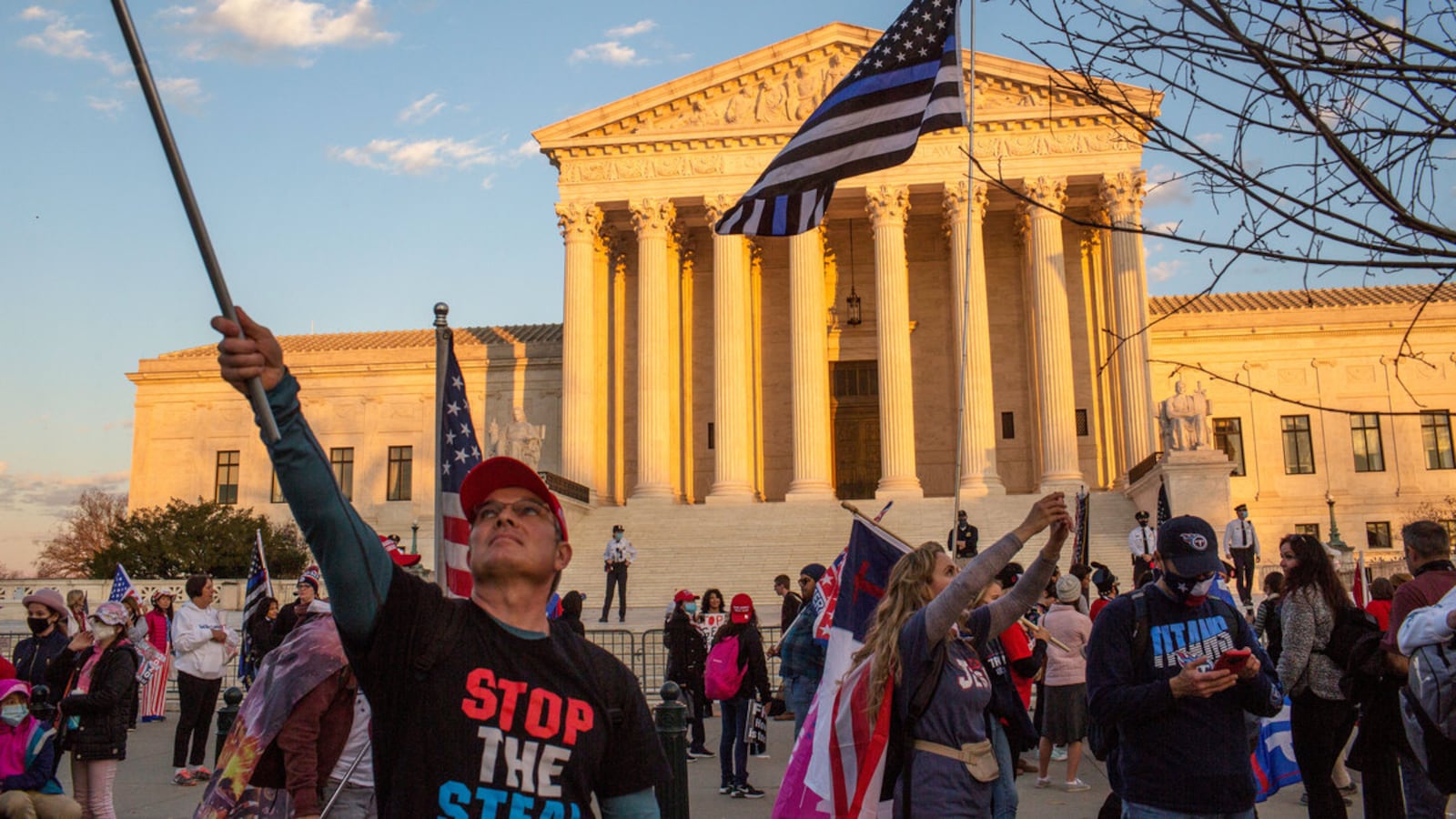 210312-trump-judges-hero_u0jvll