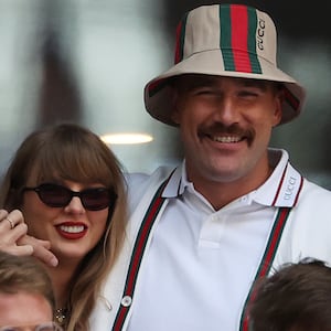 NEW YORK, NEW YORK - SEPTEMBER 08:  Singer-songwriter Taylor Swift and Travis Kelce of the Kansas City Chiefs attend the Men's Singles Final match between Taylor Fritz of the United States and Jannik Sinner of Italy on Day Fourteen of the 2024 US Open at USTA Billie Jean King National Tennis Center on September 08, 2024 in the Flushing neighborhood of the Queens borough of New York City. (Photo by Al Bello/Getty Images)