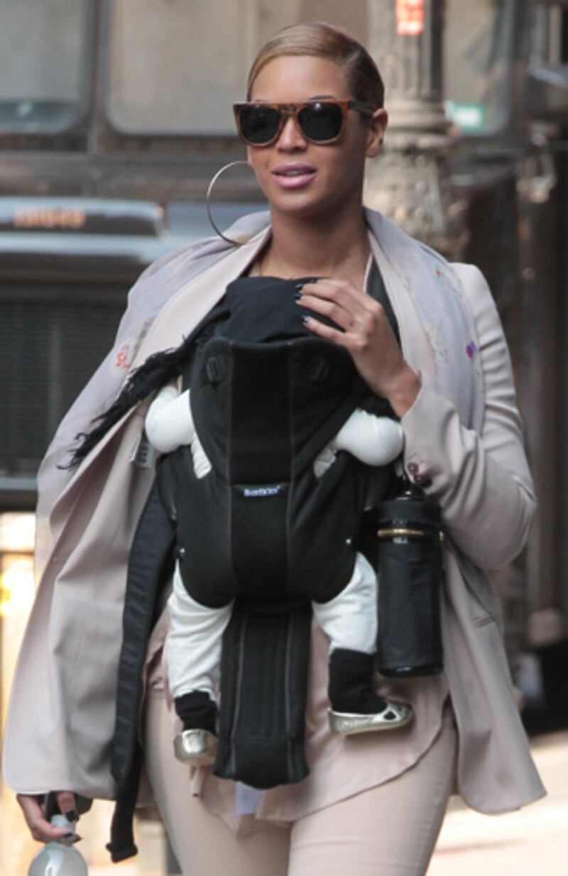 galleries/2012/05/11/beyonce-jessica-simpson-more-first-time-celeb-moms-photos/beyonce-celeb-first-time-mothers_rt2xem