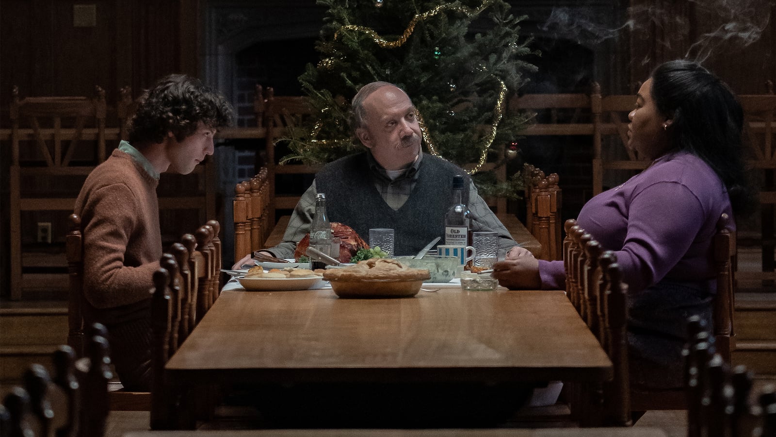 Dominic Sessa, Paul Giamatti, and Da’Vine Joy Randolph in The Holdovers.