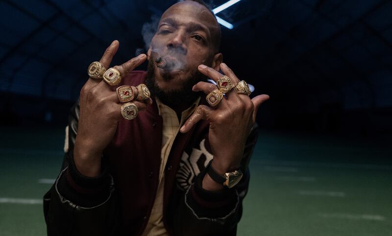 Marlon Wayans as Isaiah in HIM.