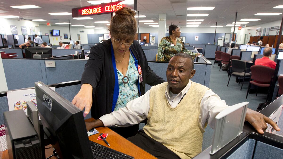 cheats/2012/09/27/jobless-claims-drop/umemployment-benefits-down-cheat_fqkycy