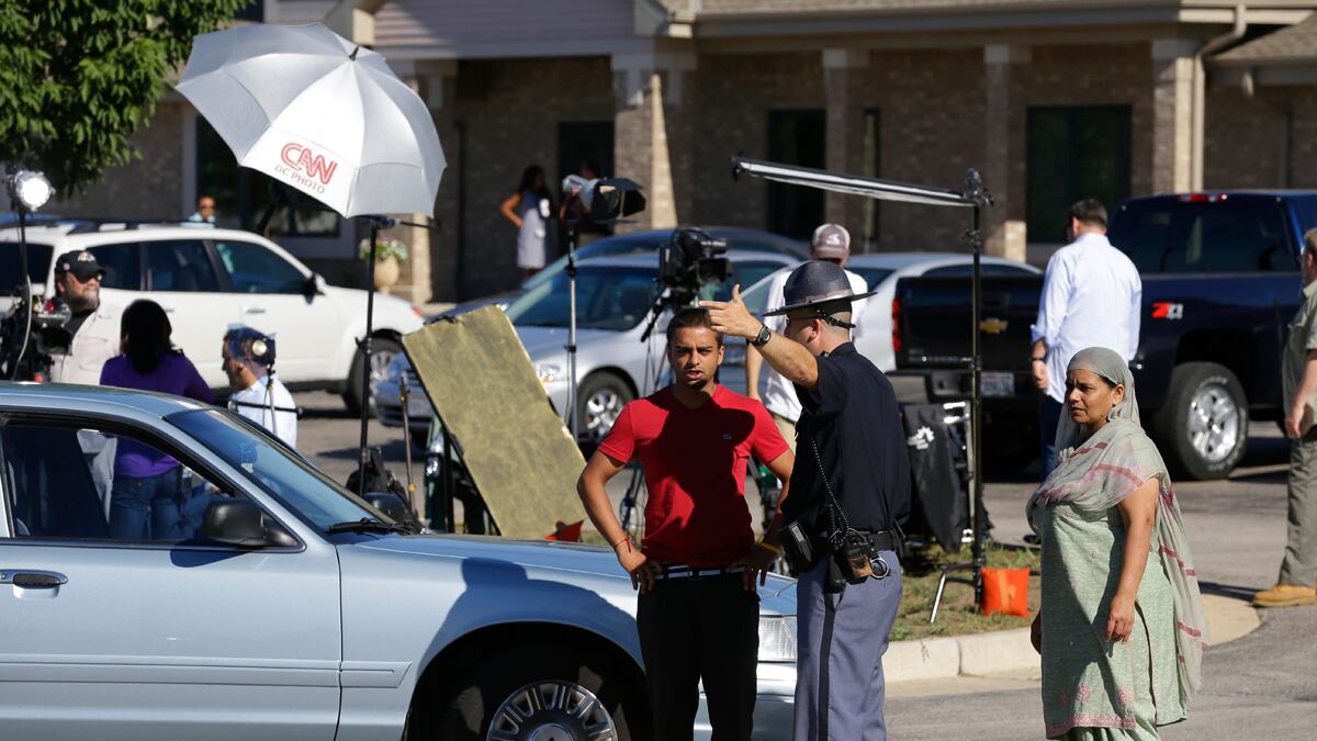 articles/2012/08/08/wisconsin-sikh-massacre-reveals-need-for-domestic-anti-terrorism-unit/louis-shooting-sikh-tease_iekgtv