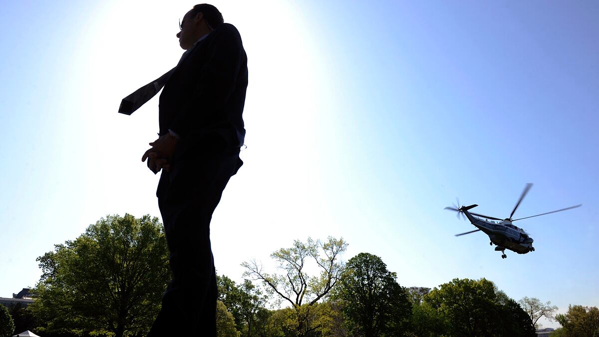 cheats/2012/04/14/secret-service-agents-booted/secret-service-suspensions-cheat_vhpkos