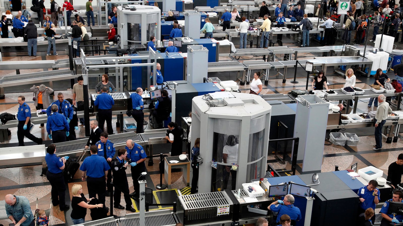 cheats/2015/06/01/tsa-failed-95-of-security-tests/150415-denver-tsa-cheat_j5tvt6