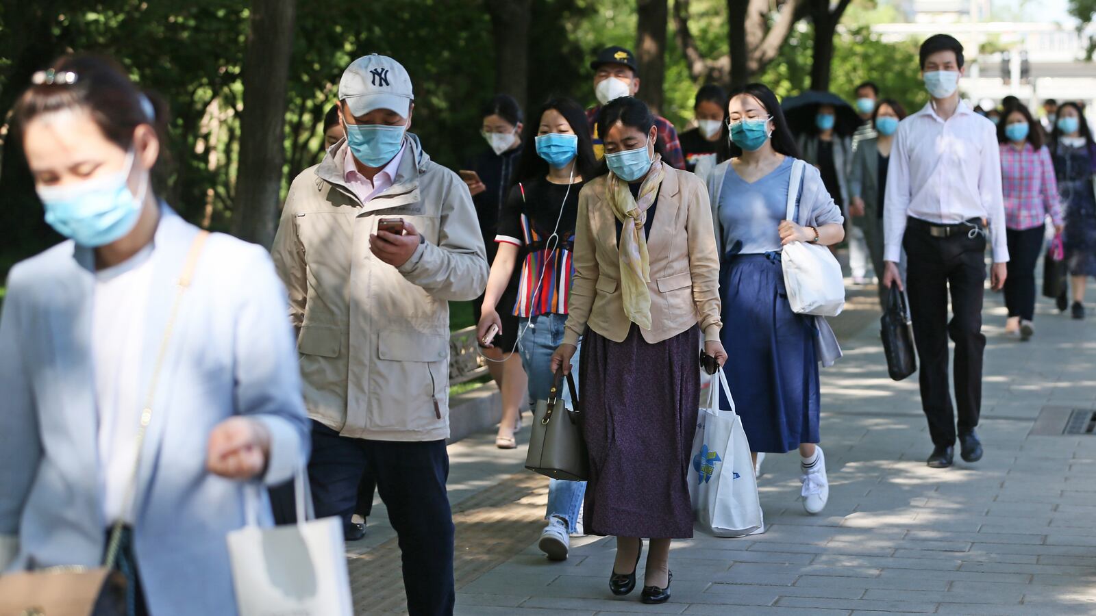 2020-05-19T000000Z_876854378_MT1YOMIUR000ZESIUE_RTRMADP_3_NOVEL-CORONAVIRUS-OUTBREAK-CHINA_s6dfeb