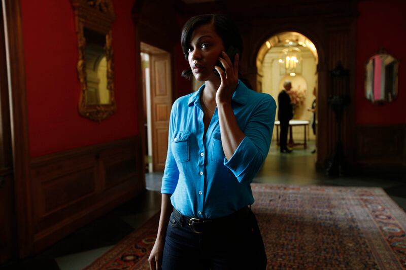 galleries/2012/05/09/tv-upfronts-2012-nbc-abc-cbs-fox-and-the-cw-announce-schedules/infamous-tv-upfronts_f2nhe8