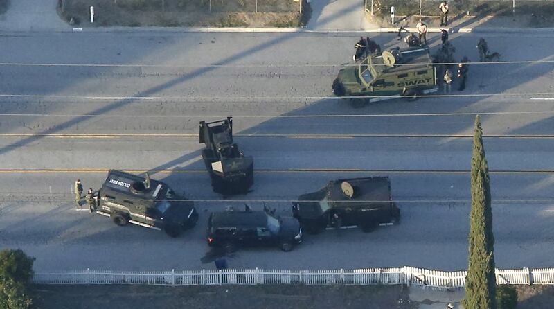 galleries/2015/12/02/san-bernardino-shooting-leaves-at-least-14-dead/151202-california-shooting-09_arten1