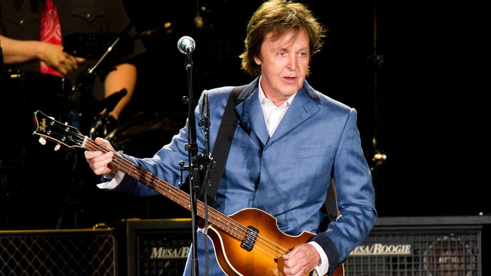 cheats/2011/08/04/paul-mccartney-s-phone-hacked/paul-mccartney-hacked-cheat_udm8bp