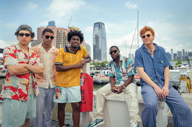 Kevin Hart, Marcello Hernández, Kam Patterson, Mason Gooding, and Ben Marshall in 72 Hours.