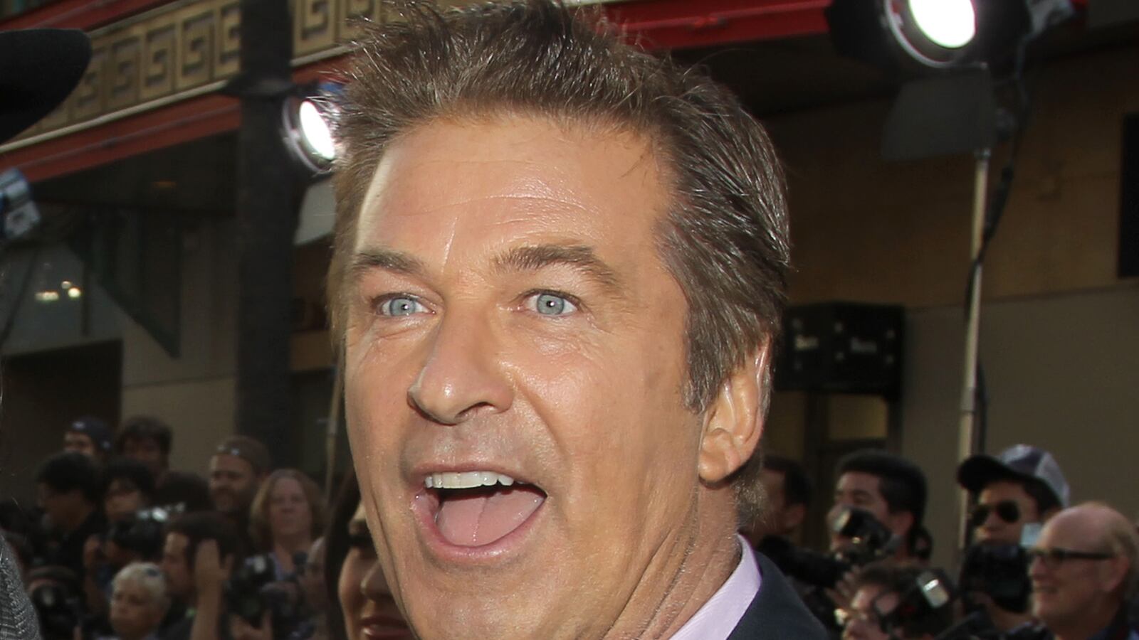 cheats/2013/11/27/baldwin-talks-firing/131127-alec-baldwin-cheat_n56ok7