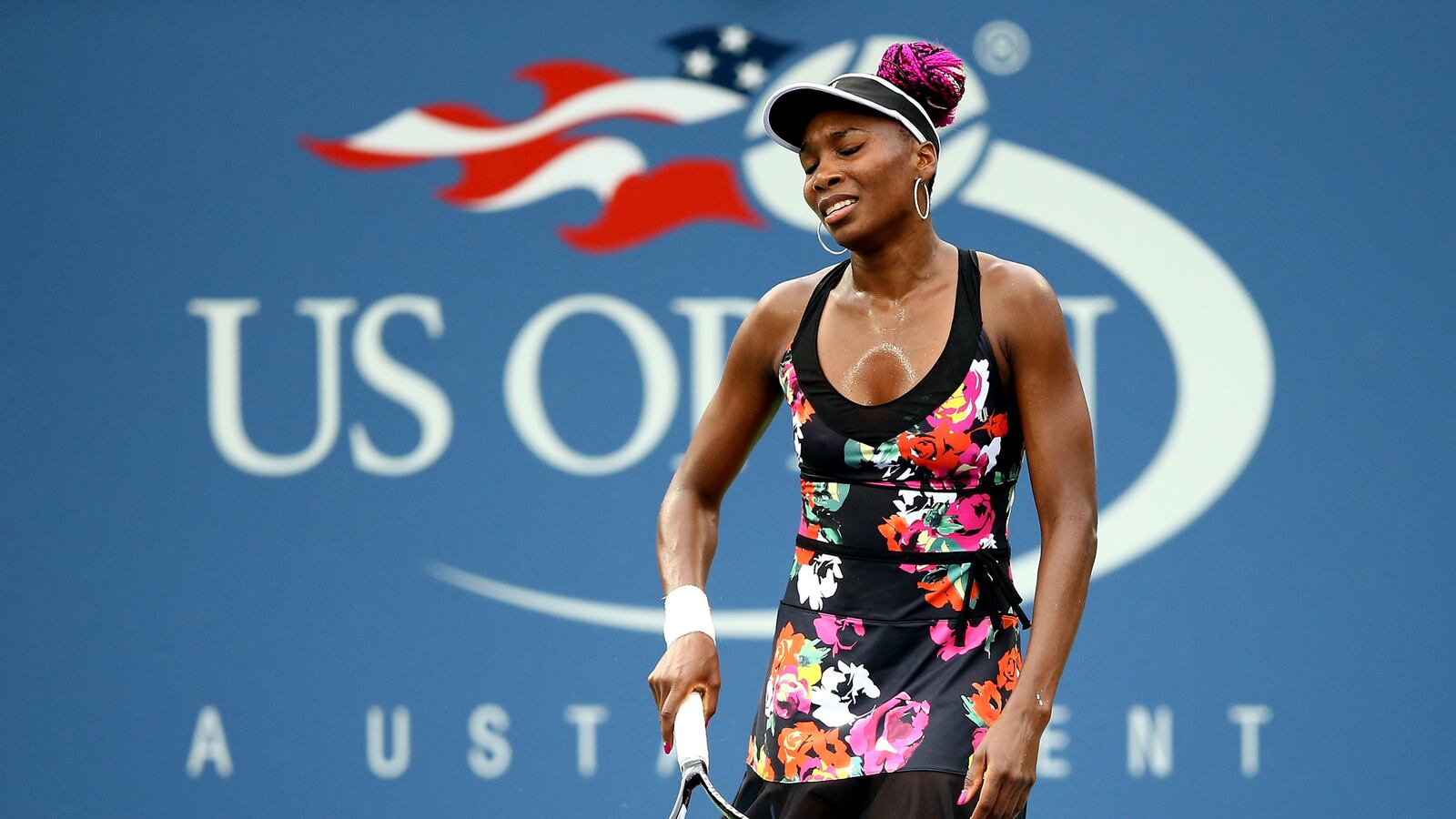 cheats/2013/08/29/venus-williams-falls-at-u-s-open/130829-venus-williams-cheat_votmfm