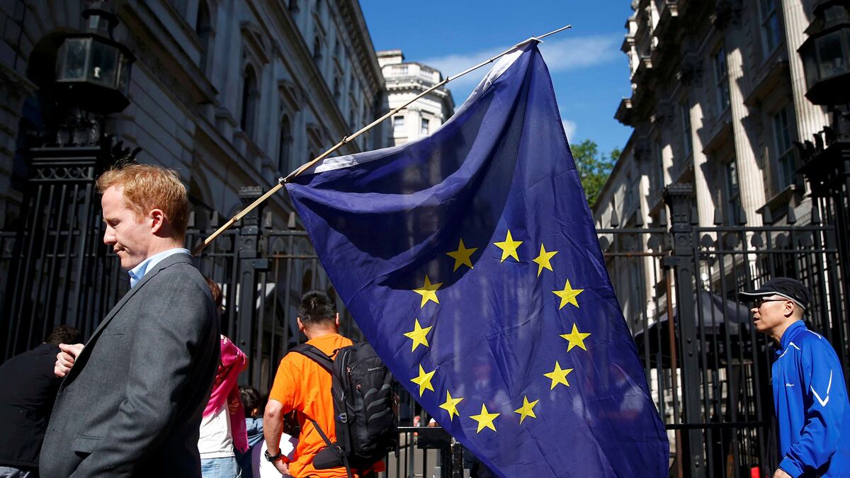 articles/2016/06/30/brexit-s-meaning-globalization-sucks/160630-tolan-brexit-globalization_grqcqm