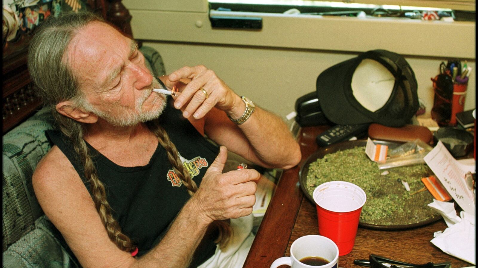 articles/2014/07/26/it-s-quality-bud-but-like-whoa-those-prices/140725-williams-brown-parents-pot-tease_xnwwsw