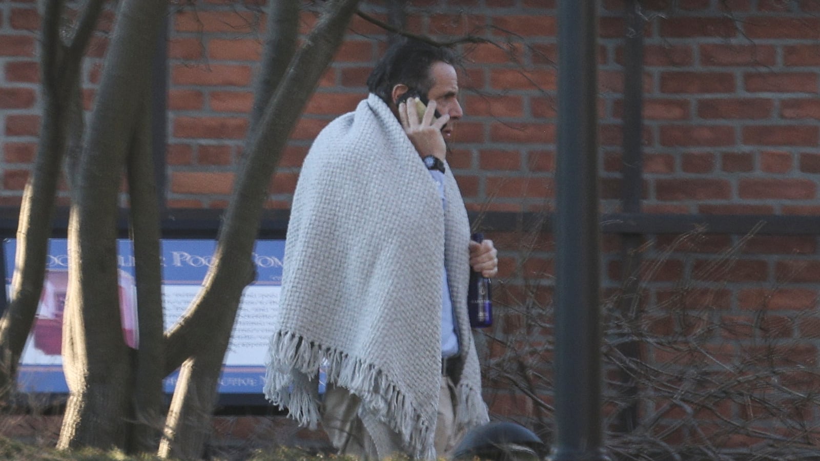 2021-03-12T230737Z_1125395047_RC2Z9M9VYT3D_RTRMADP_3_NEW-YORK-CUOMO_o4b9yu