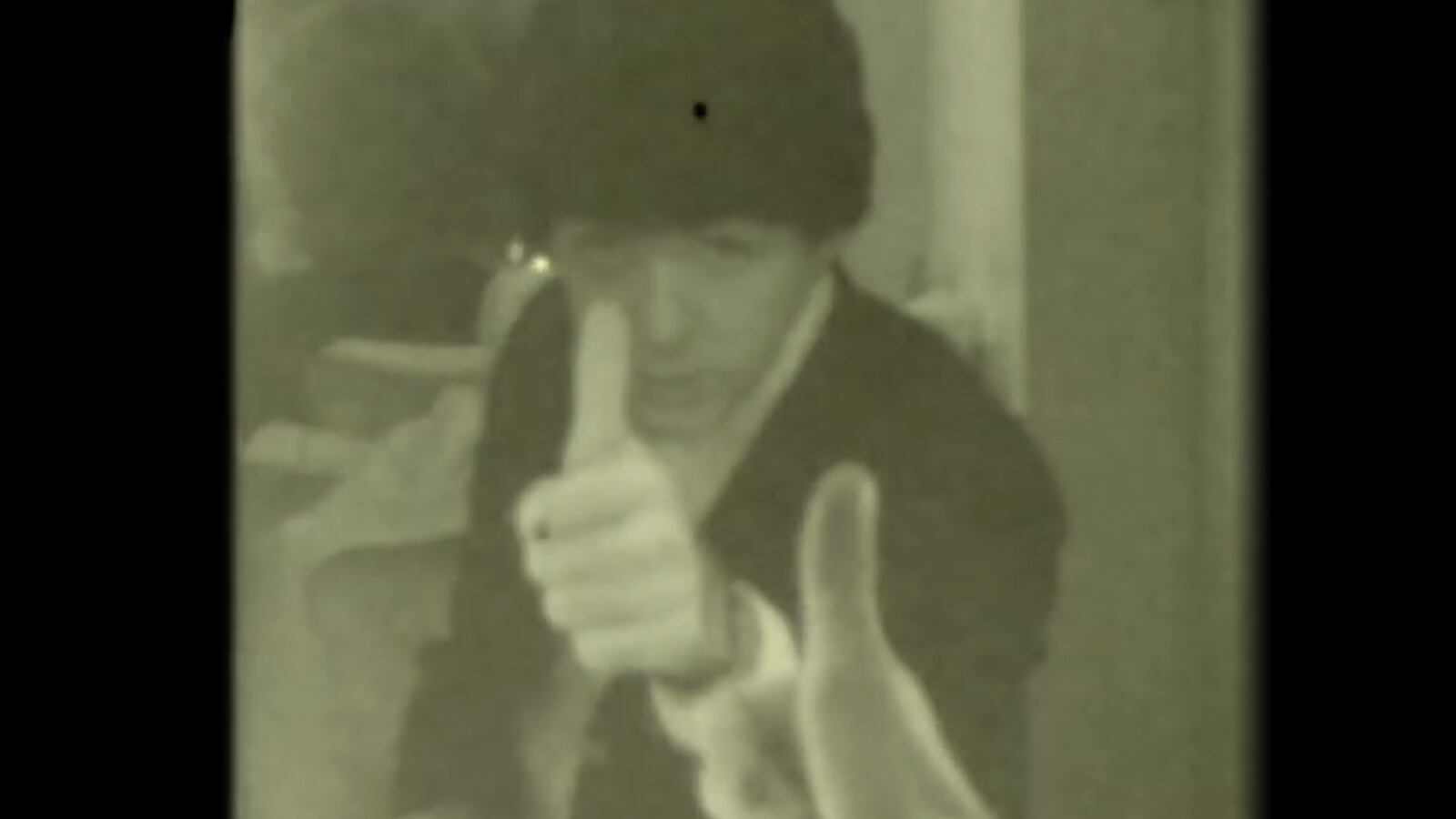 videos/2016/04/27/watch-unseen-beatles-footage-from-1965/160427-joiner-beatles_jrgktv