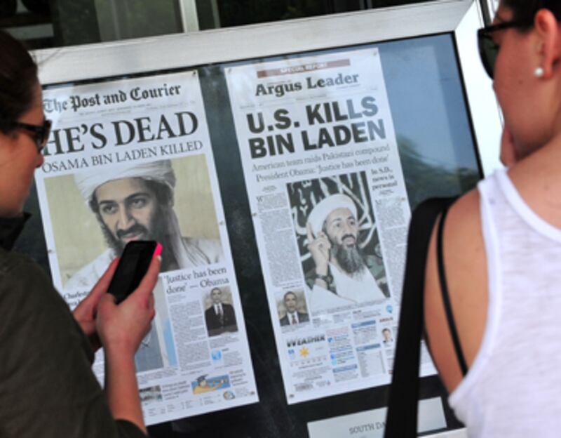articles/2011/05/06/osama-bin-laden-dead-photos-will-give-closure/begleiter-osama-photo_178575_hrzzj1