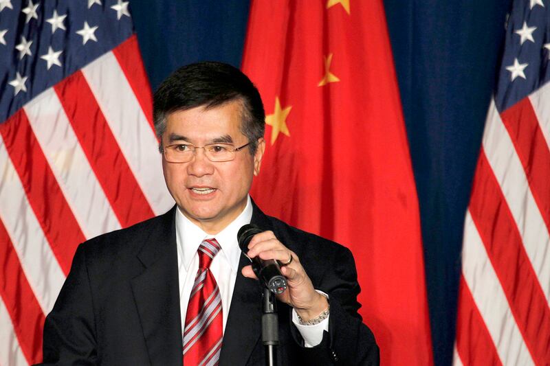 galleries/2011/12/12/rising-star-democrats-of-2012/08-gary-locke-cheat_jzutn0