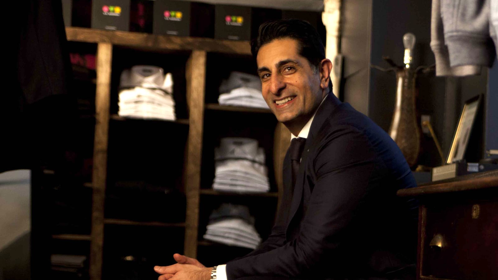 articles/2014/12/01/the-hot-designer-who-hates-fashion-vk-nagrani-triumphs-his-own-way/141130-teodorczuk-nagrani-tease_kanaf2