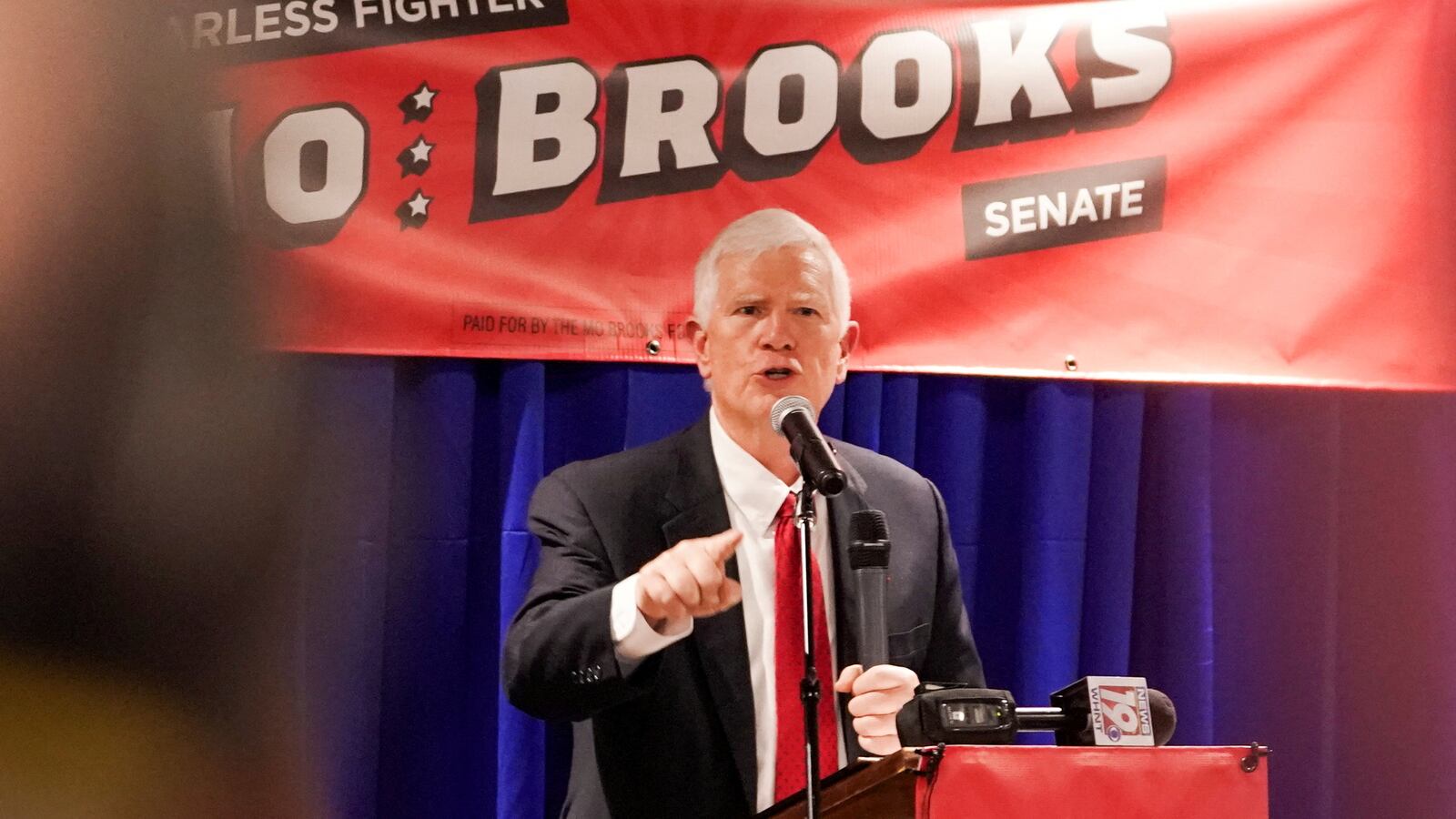 2022-03-09T193106Z_1447373832_RC27ZS9HR16C_RTRMADP_3_USA-CAPITOL-BROOKS_isovb1