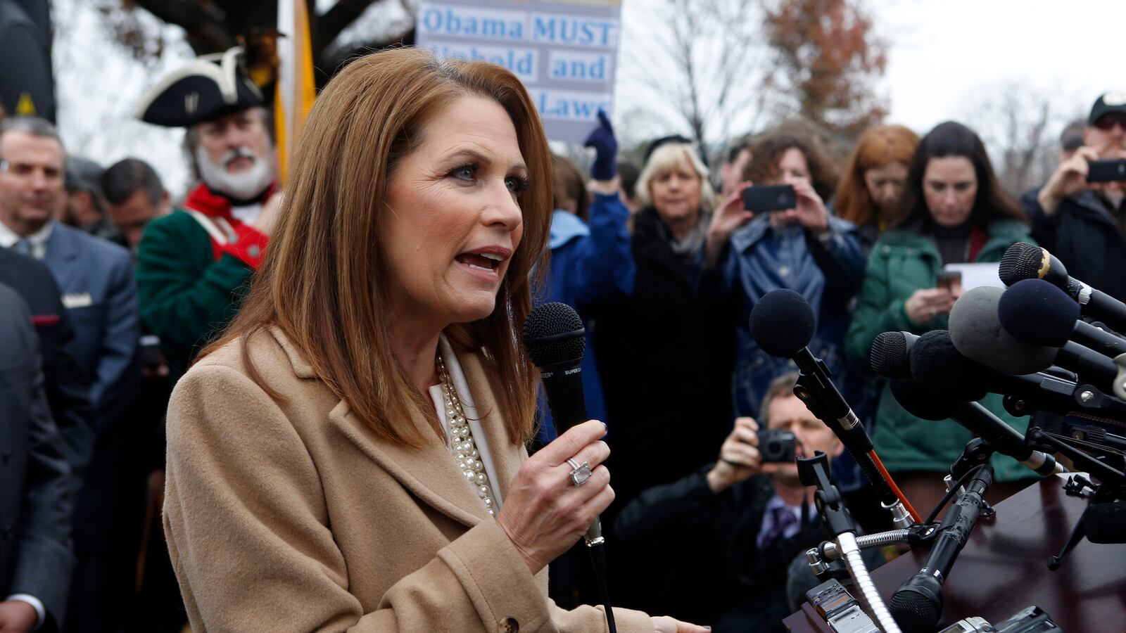 cheats/2015/11/08/bachman-convert-jews-before-jesus-comes/151108-bachmann-cheat_ke5gj1