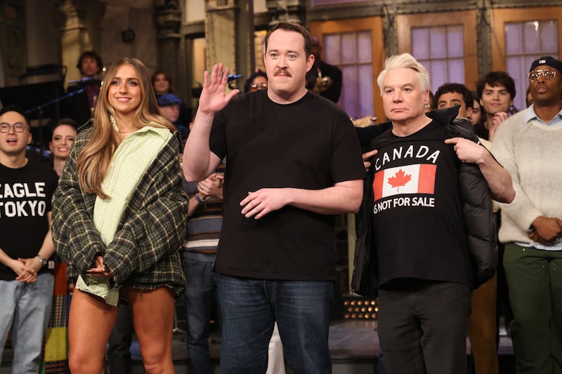 Tate McRae, host Shane Gillis, and special guest Mike Myers on SNL in March, 2025.