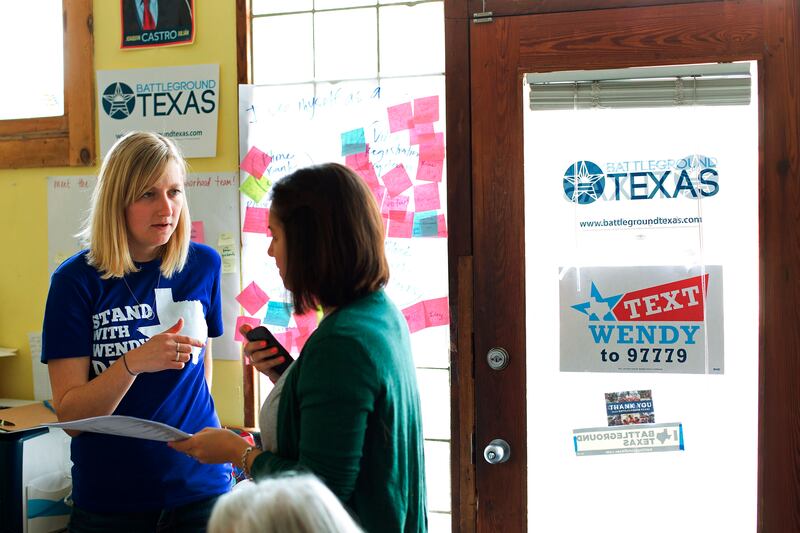 articles/2014/03/03/primary-color-battle-begins-in-lone-star-state/20140303-jacobs-texas_wehf3h