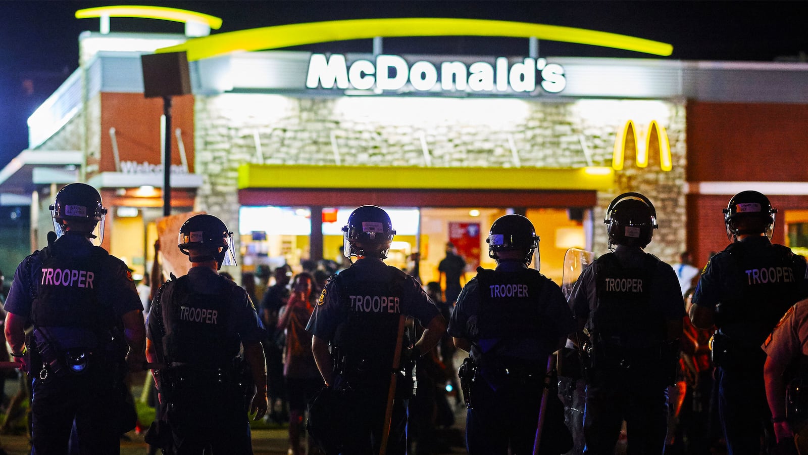 articles/2016/12/10/washington-post-reporter-wesley-lowery-on-his-tense-run-in-with-ferguson-police/161209-lowery-ferguson-tease_qcn3ok