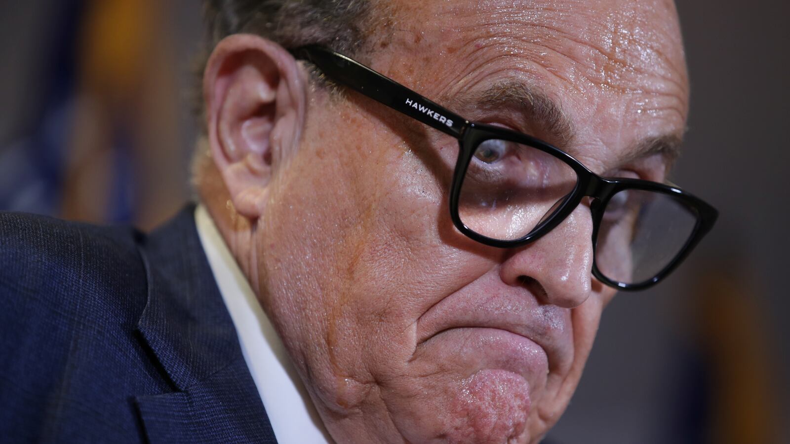 120520-giuliani-tweet-cheat_jyb4sv